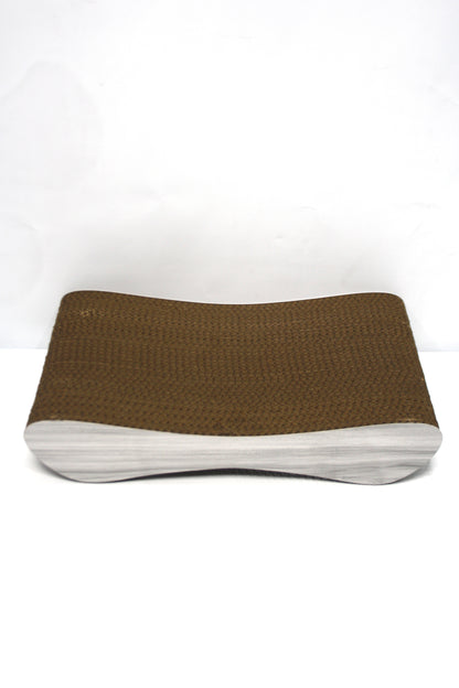 Dekoratif Karton Kedi Tırmalama Kanepesi- Small (43x24x8,5 cm) Gri Desen