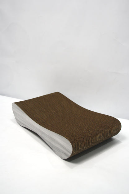 Dekoratif Karton Kedi Tırmalama Kanepesi- Small (43x24x8,5 cm) Gri Desen